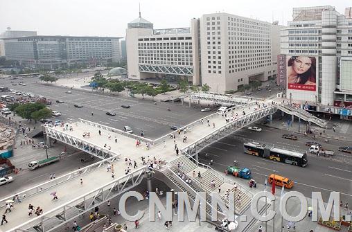 (二條圖)北京西單新一號(hào)鋁合金人行天橋